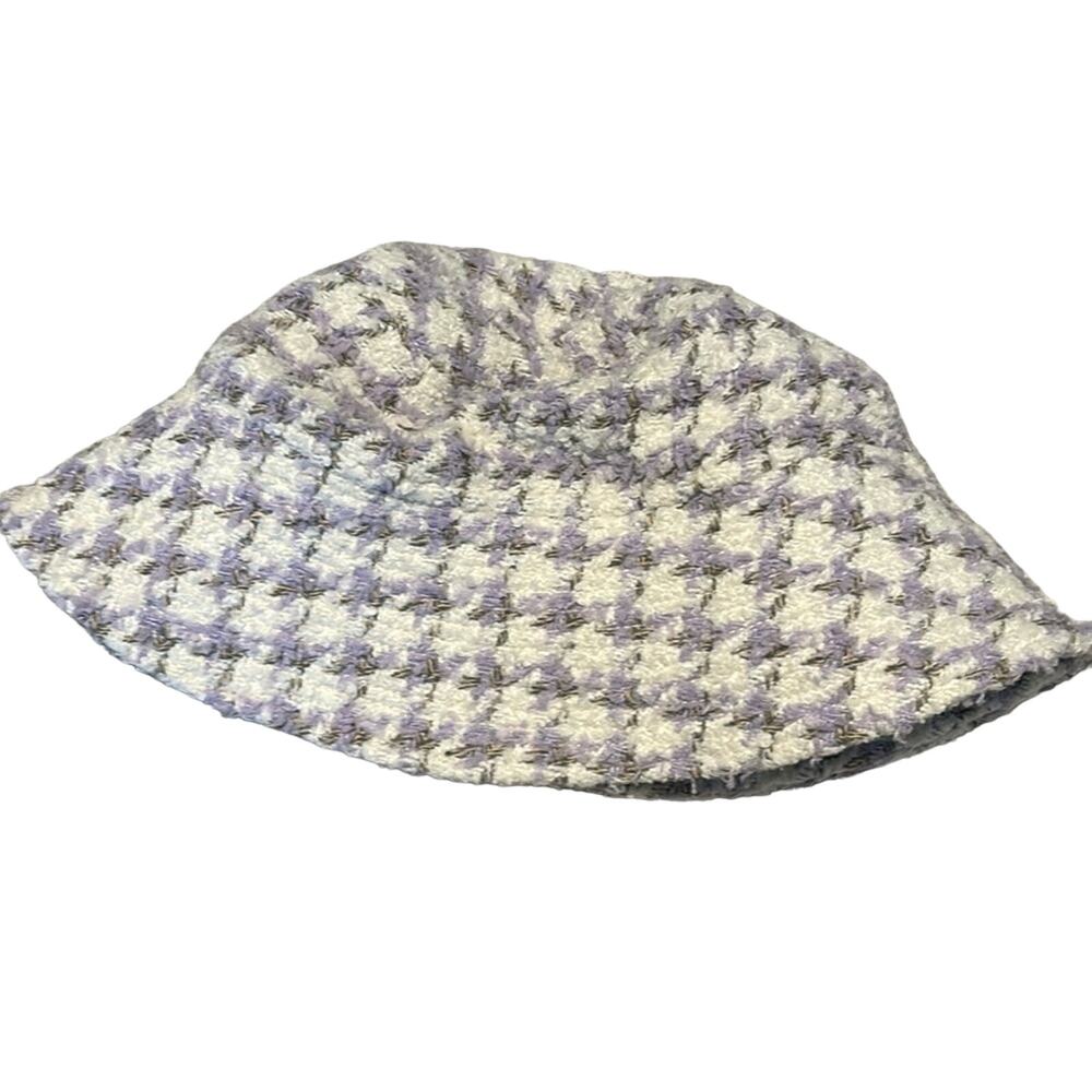 Assignment tweed hat